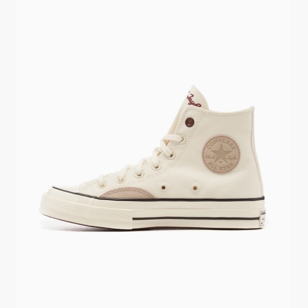 Converse High-Top Sneakers in Off-White Chuck 70 Mixed Material Egret W7.5
